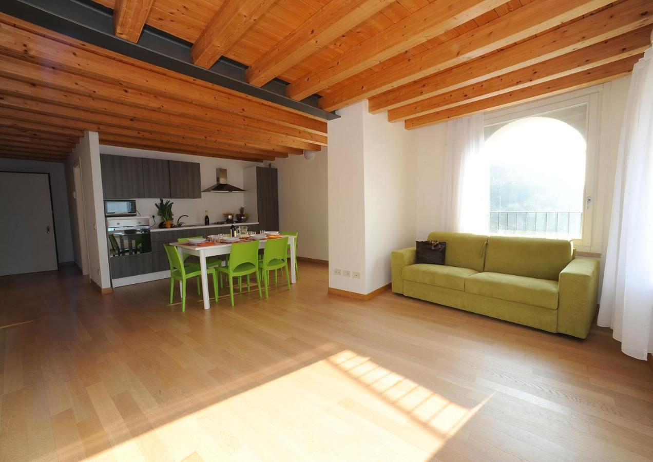Villa Borgo Borago 布雷佐内加尔达 外观 照片