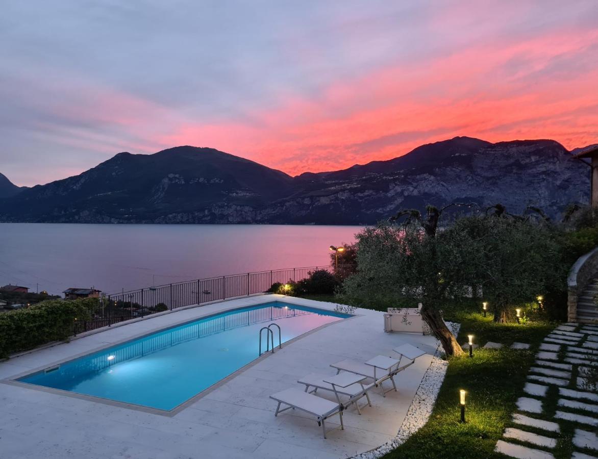 Villa Borgo Borago 布雷佐内加尔达 外观 照片