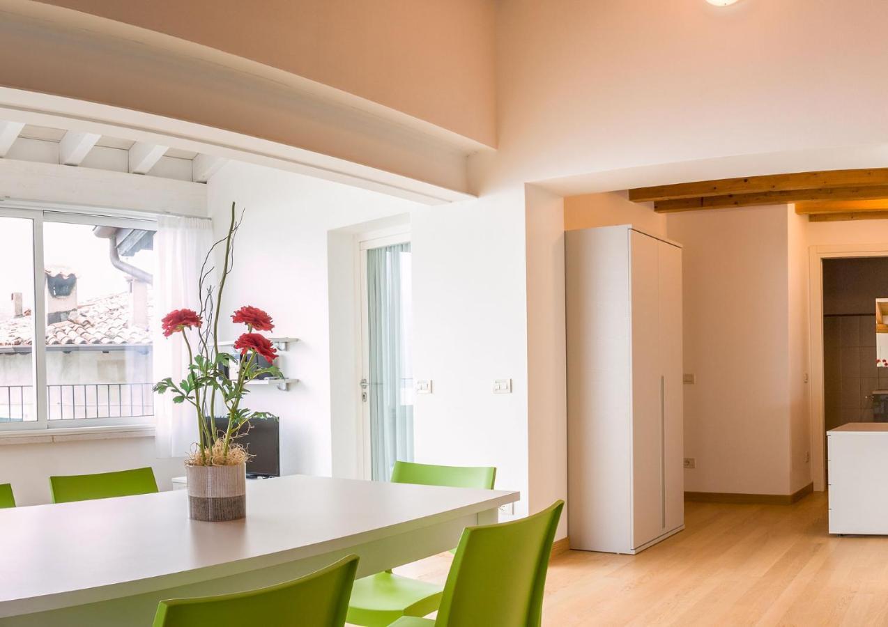Villa Borgo Borago 布雷佐内加尔达 外观 照片