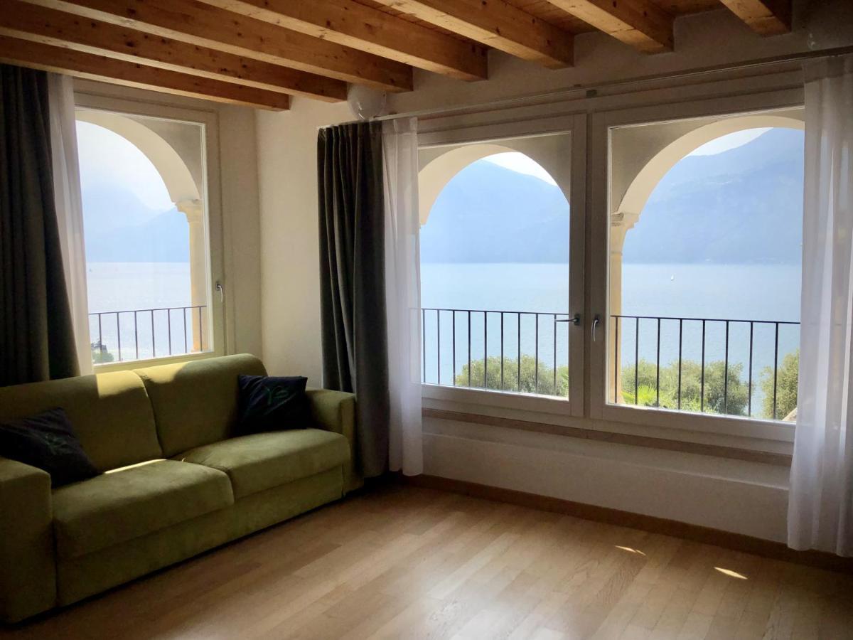 Villa Borgo Borago 布雷佐内加尔达 外观 照片
