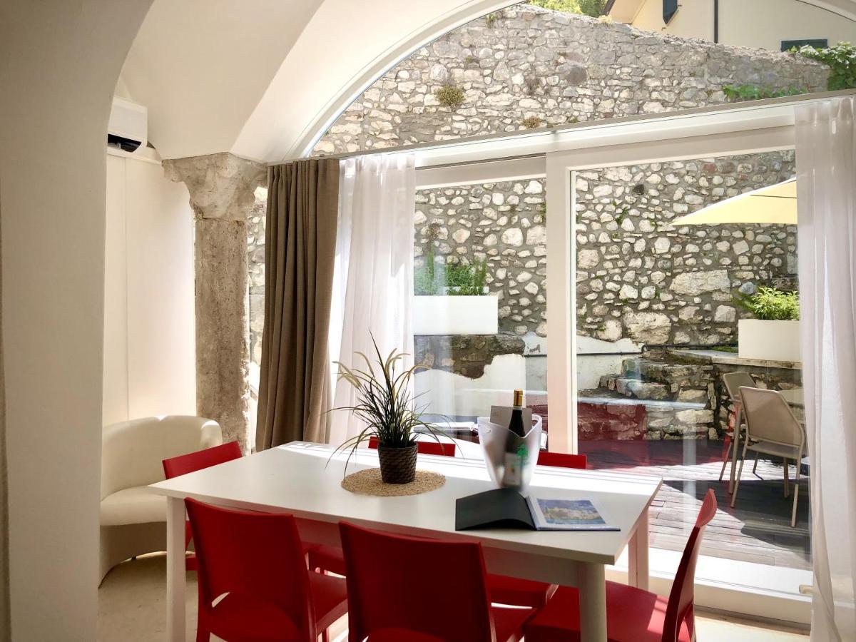 Villa Borgo Borago 布雷佐内加尔达 外观 照片