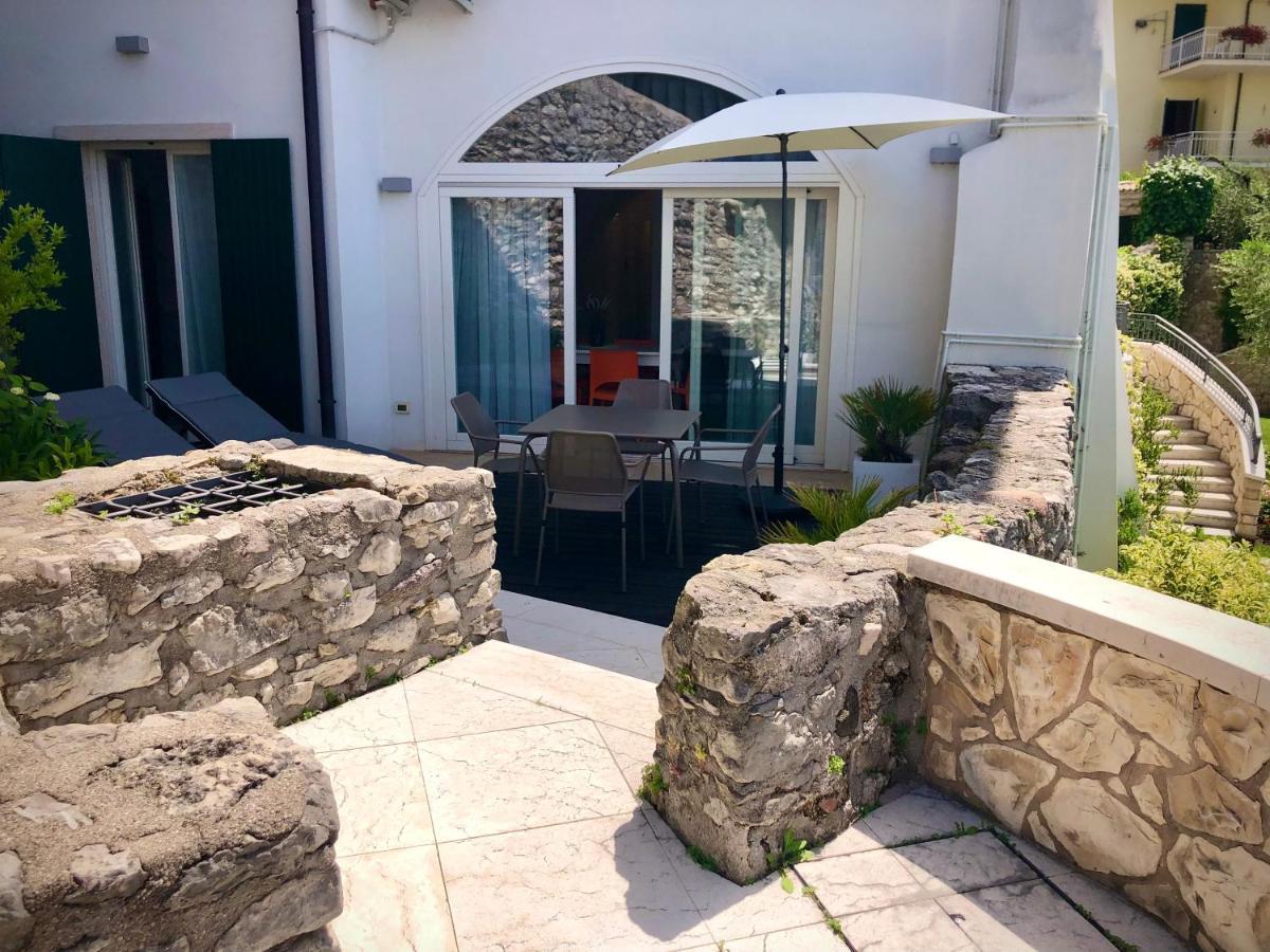 Villa Borgo Borago 布雷佐内加尔达 外观 照片